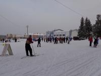 Сбор участников лыжных гонок, болельщиков